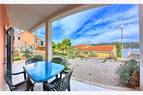 Lägenhet A2, för 4 personer