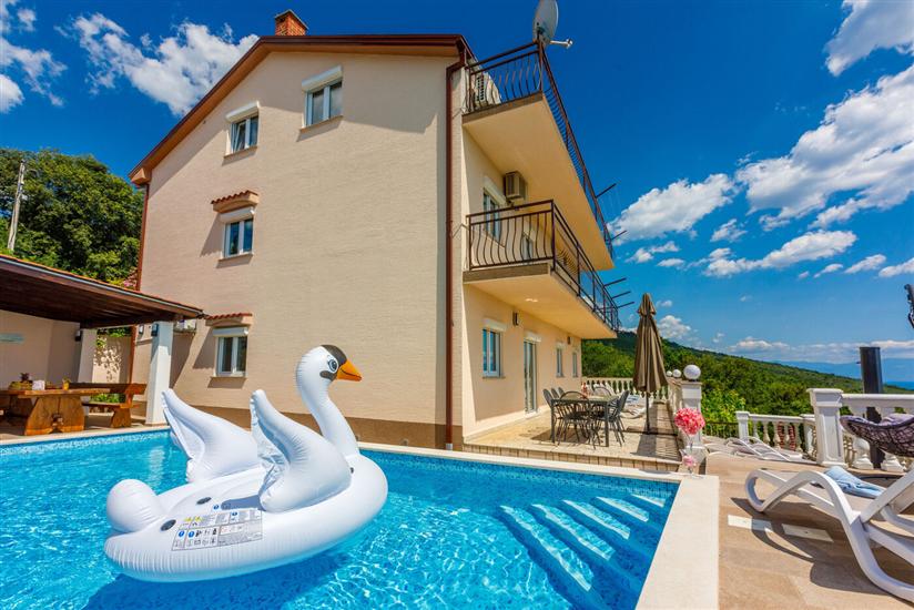 Apartment Aida