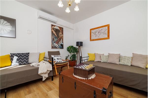 House K1, for 8 persons