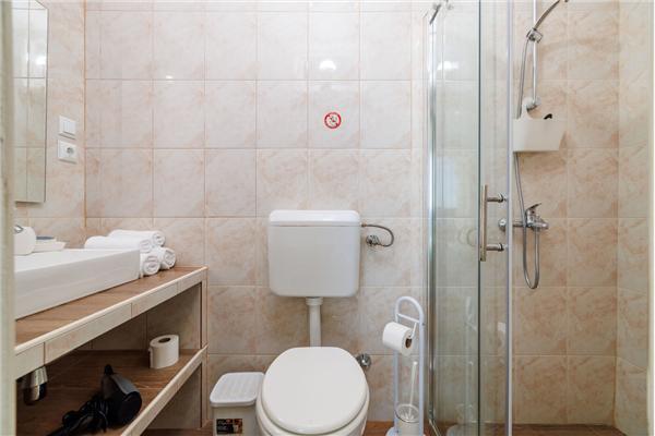 House K1, for 8 persons