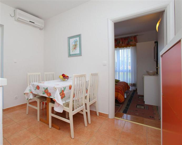 Apartment A1, for 4 persons
