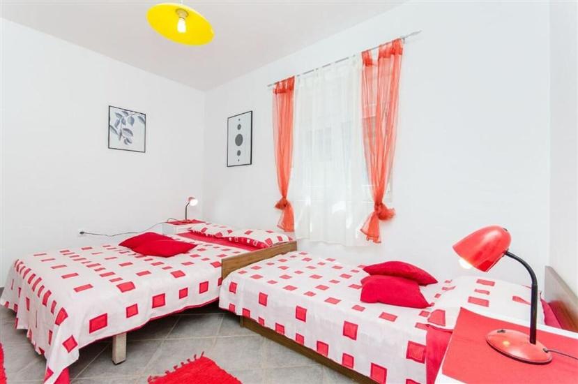 House K1, for 5 persons