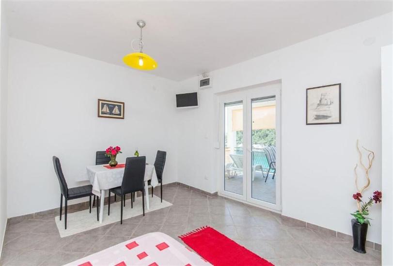 House K1, for 5 persons