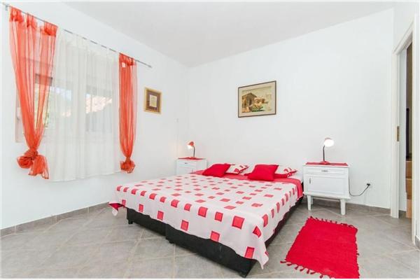 House K1, for 5 persons