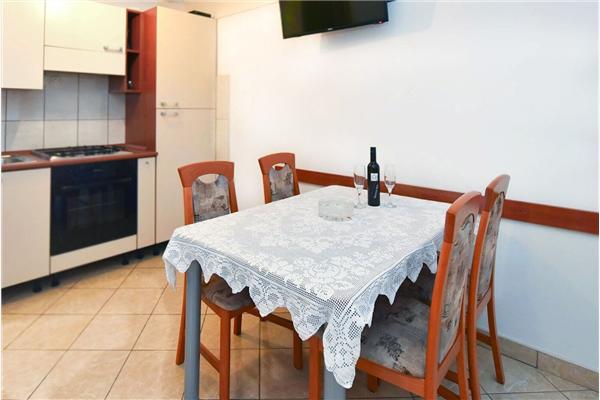 Apartment A1, for 3 persons