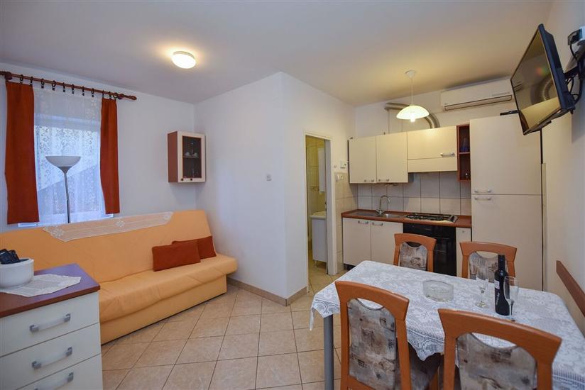Apartment A1, for 3 persons