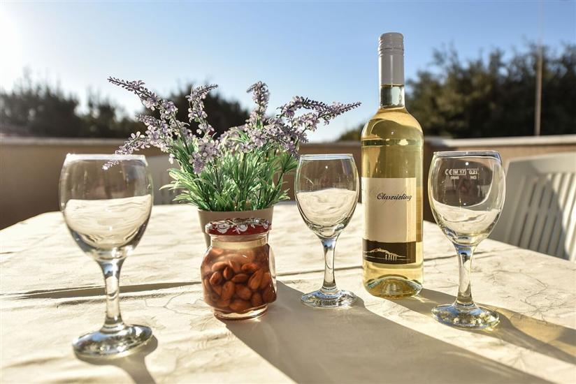 Apartment A2, for 6 persons