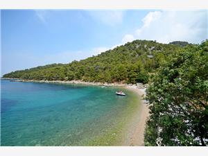 Remote cottage Middle Dalmatian islands,BookHertaFrom 171 €