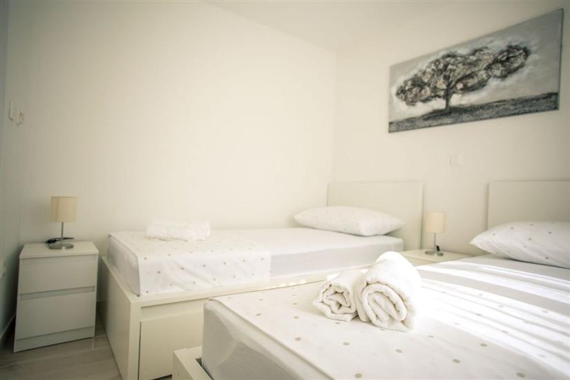 Apartment A1, for 6 persons