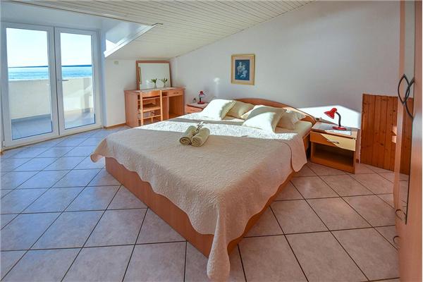 Apartment A7, for 4 persons