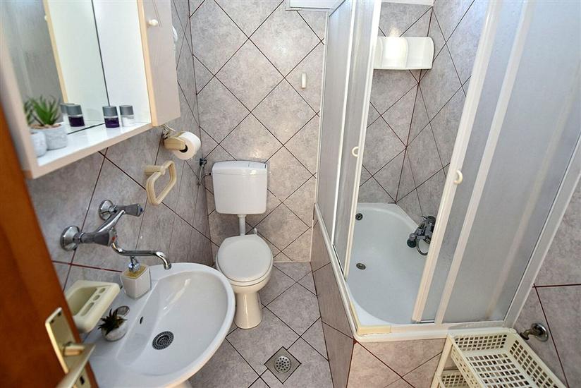 Apartment A7, for 4 persons