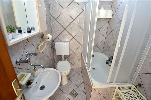 Apartment A7, for 4 persons