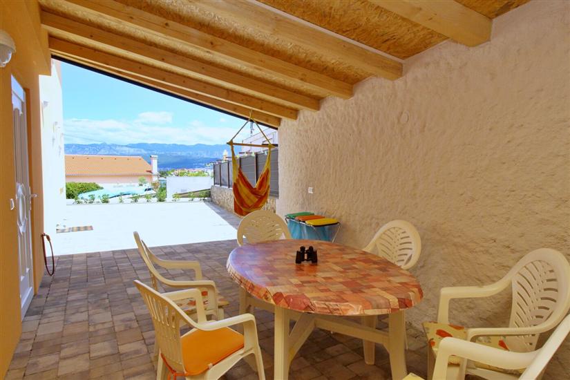 Apartment A2, for 6 persons