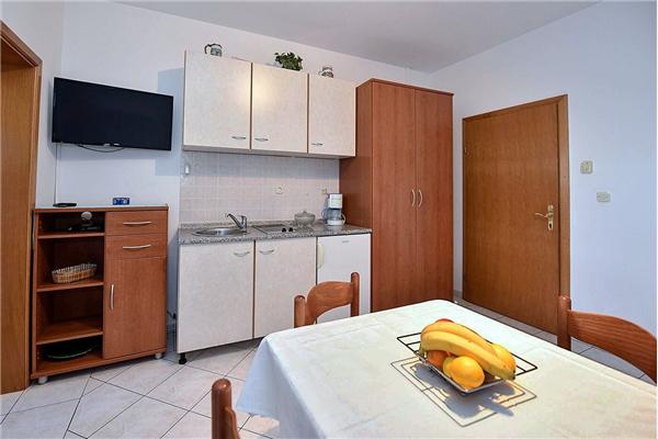 Apartment A10, for 2 persons