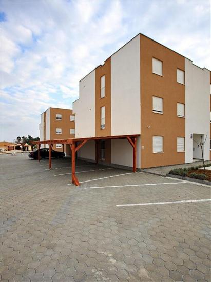 Apartments Village Nin