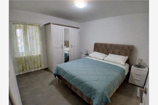 Apartment A1, for 6 persons