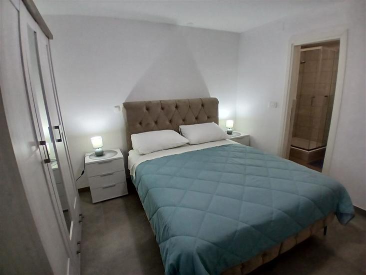 Apartment A1, for 6 persons