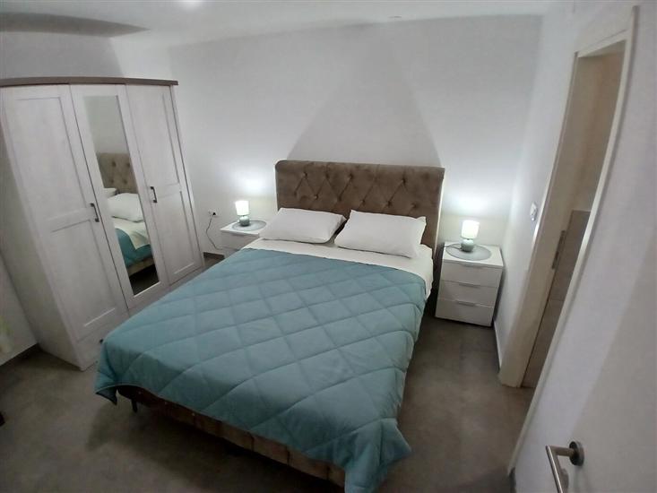 Apartment A1, for 6 persons