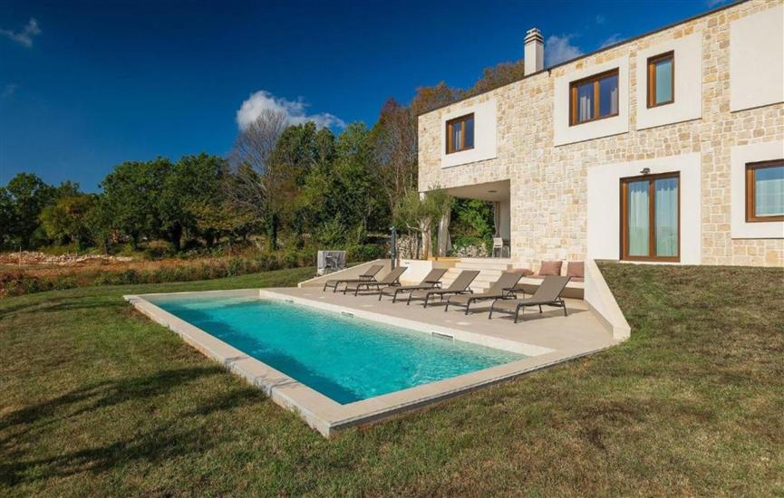 Villa Minerva s bazenom