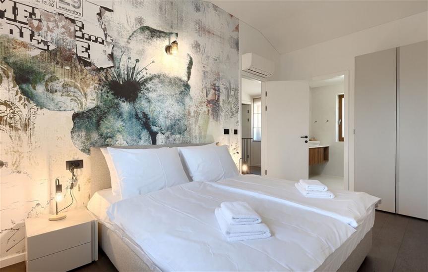 House K1, for 8 persons