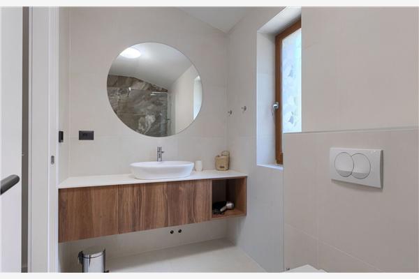 House K1, for 8 persons