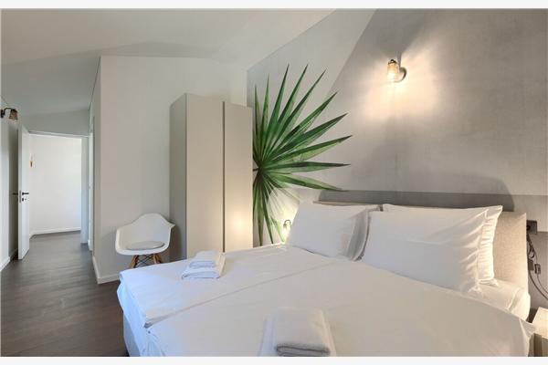 House K1, for 8 persons