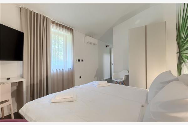 House K1, for 8 persons