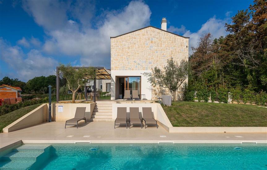 House K1, for 8 persons