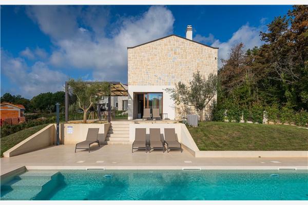 House K1, for 8 persons