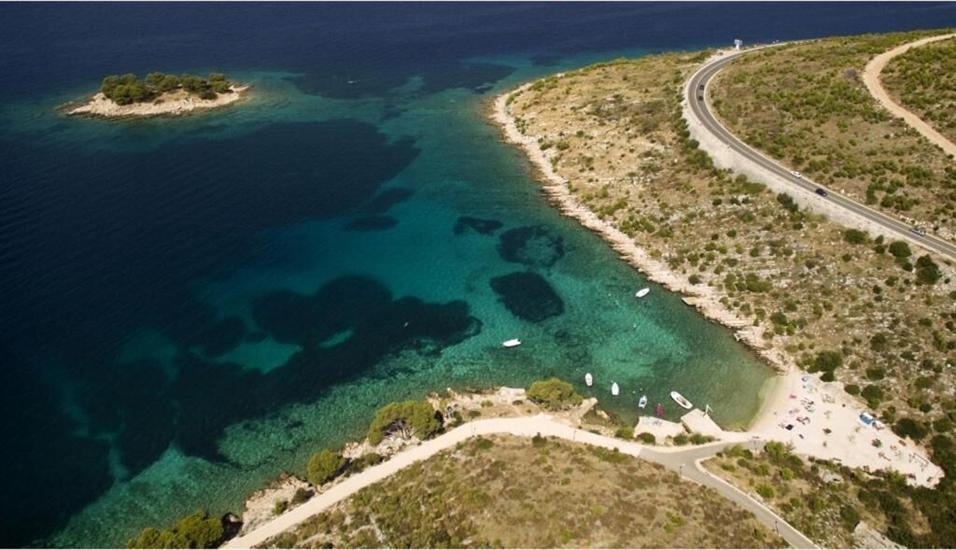 Apartment Kiara near the beach