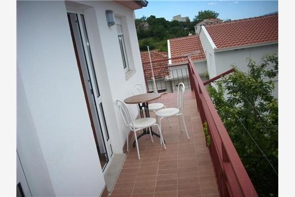 Apartment A3, for 5 persons