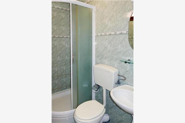 Apartment A3, for 5 persons