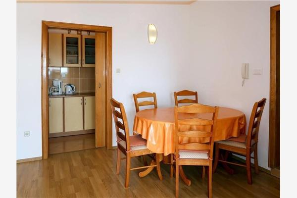 Apartment A4, for 4 persons