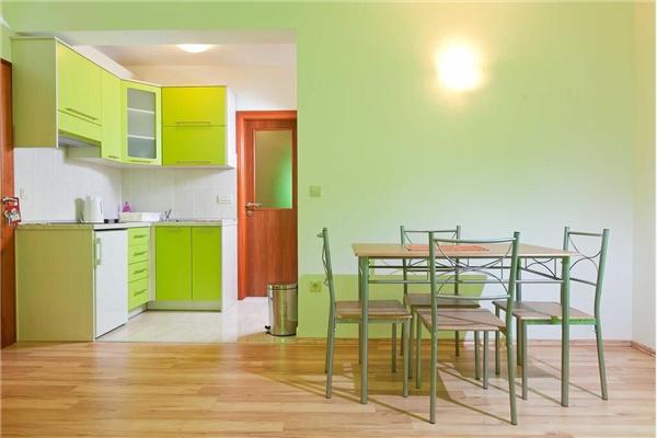 Apartment A4, for 4 persons