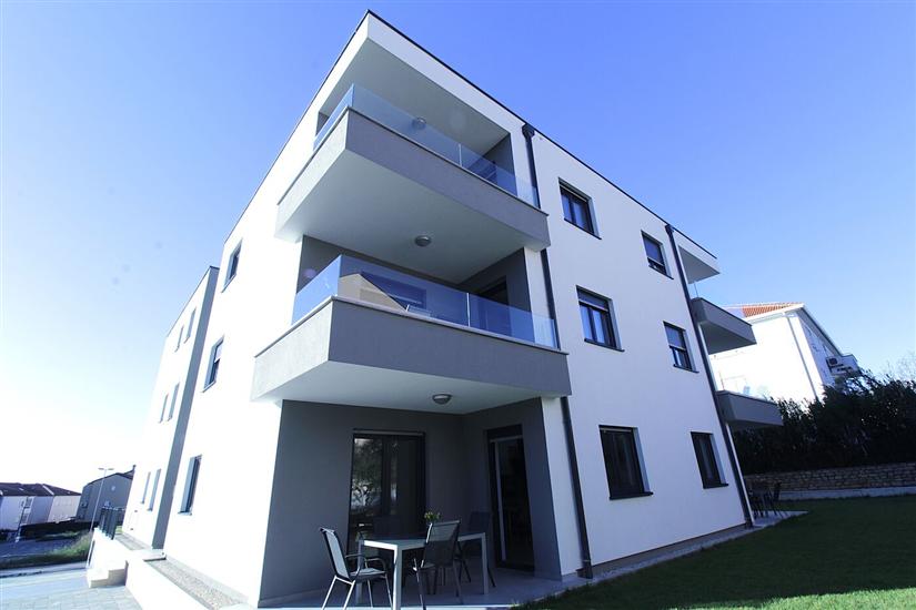 Apartment A5, for 6 persons