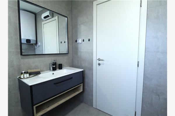 Apartment A6, for 6 persons