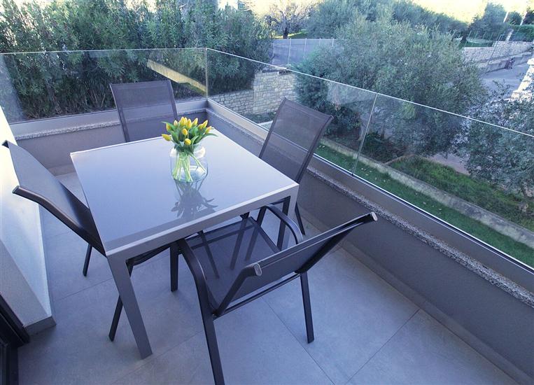 Apartment A9, for 4 persons