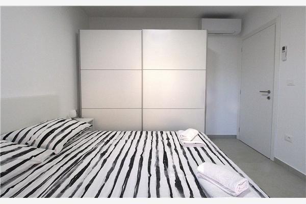 Apartment A10, for 6 persons