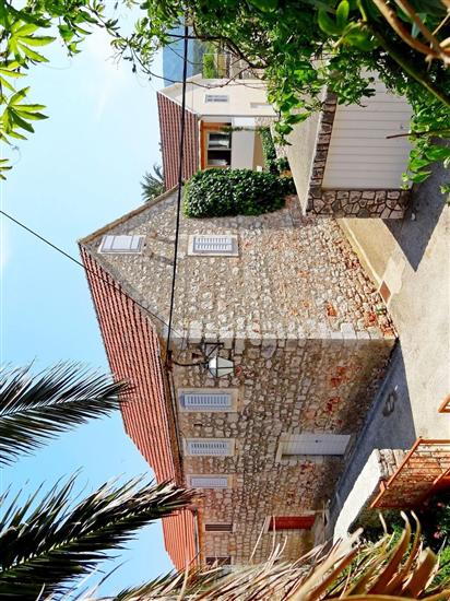 House Lara