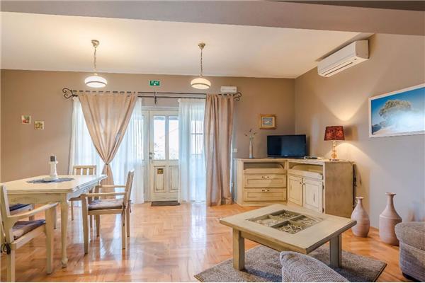 Apartment A3, for 5 persons