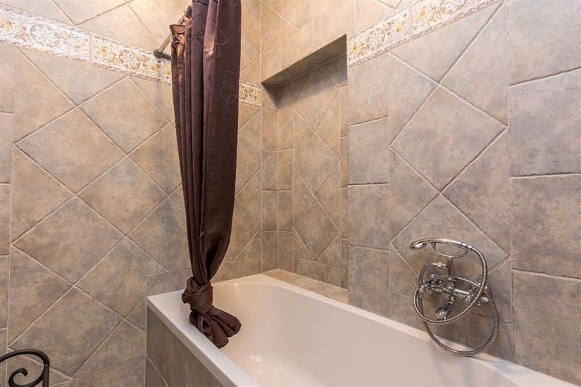 Apartment A3, for 5 persons