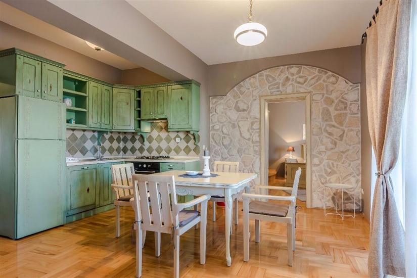 Apartment A3, for 5 persons