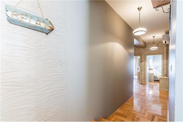 Apartment A6, for 8 persons