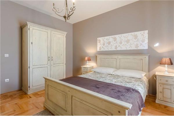 Apartment A6, for 8 persons