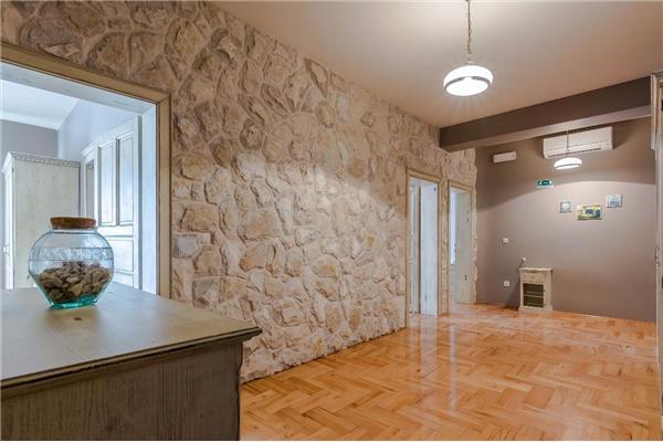 Apartment A6, for 8 persons