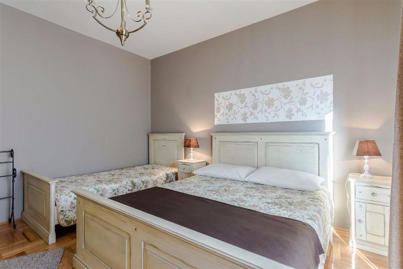 Apartment A6, for 8 persons