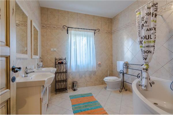 Apartment A6, for 8 persons