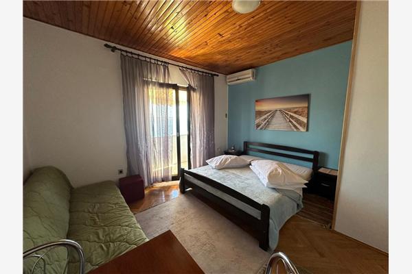 Apartment A1, for 3 persons