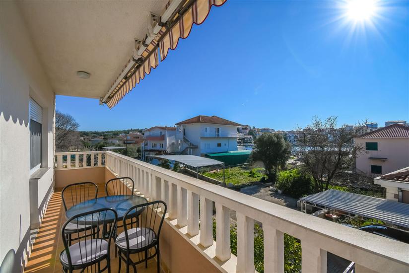 Apartment A3, for 5 persons
