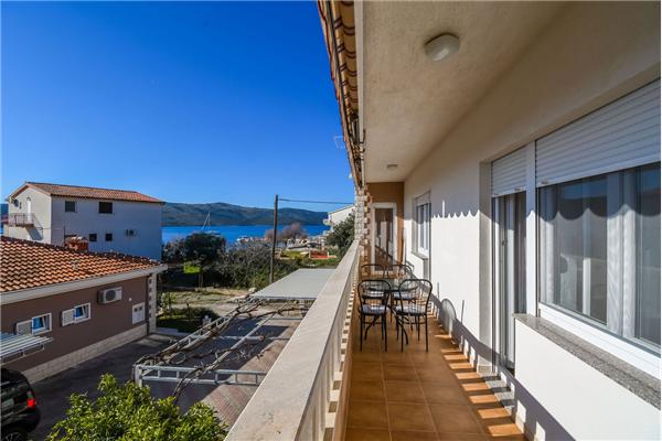 Apartment A3, for 5 persons